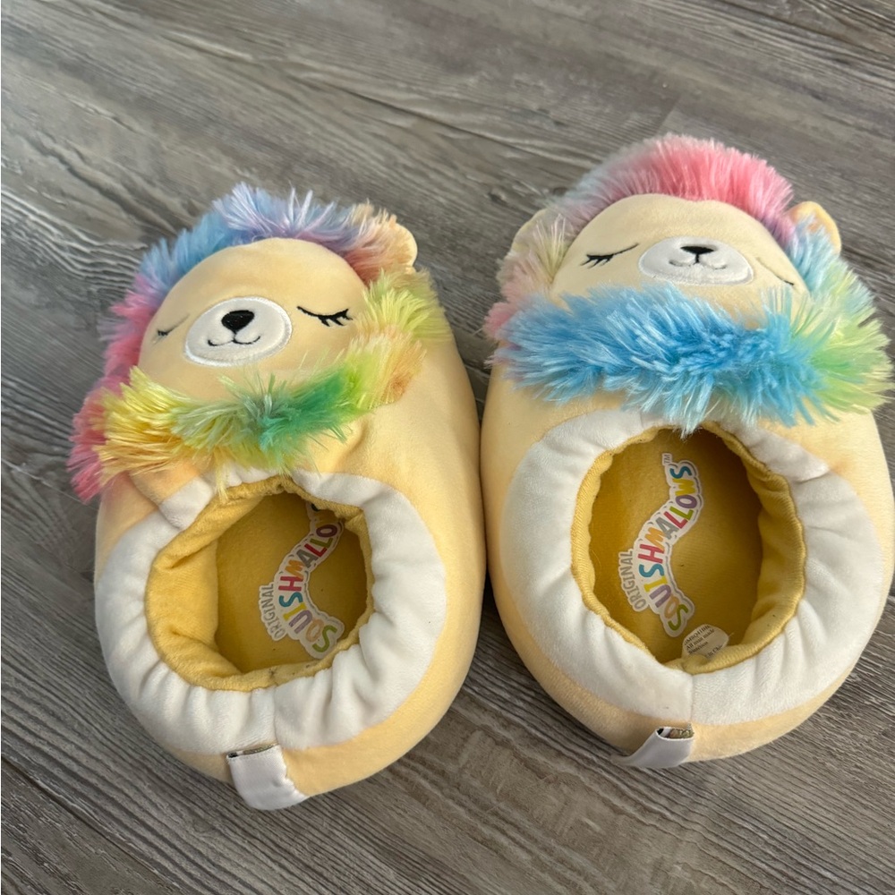 Squishmallow lion slippers size 2-3